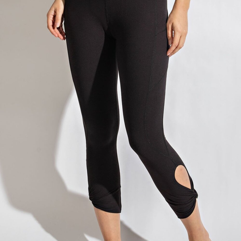 Capri Keyhole Leg Legging - NEW - High Wide Waist - Black